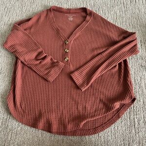 AMERICAN EAGLE SWEATER